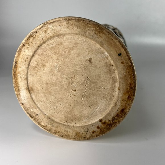 Vtg Lindenwirtin Beer Stein Mug Folk Song German Relief Stoneware .5L - Picture 7 of 12